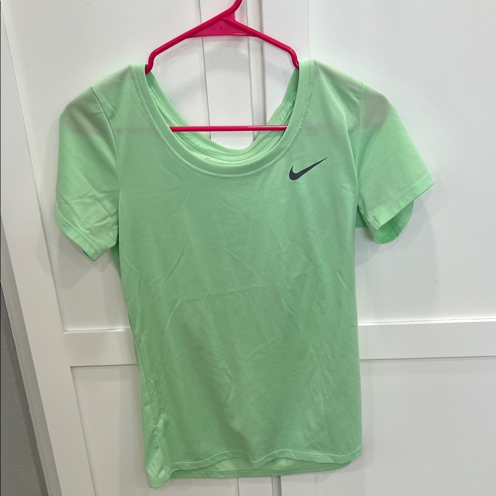 Nike Women's Light Green Short Sleeve Tee
